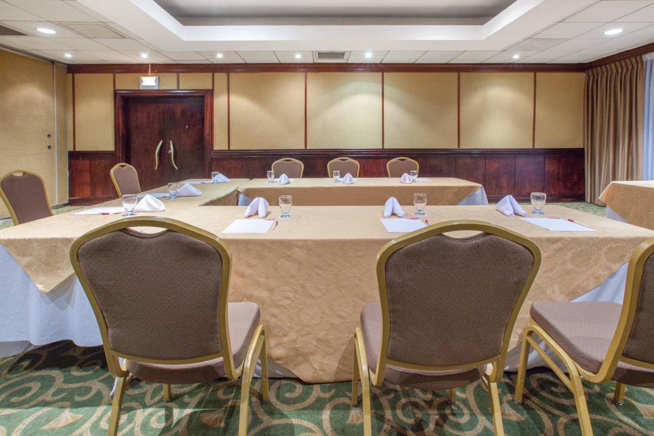 Crowne Plaza San Pedro Sula酒店 外观 照片